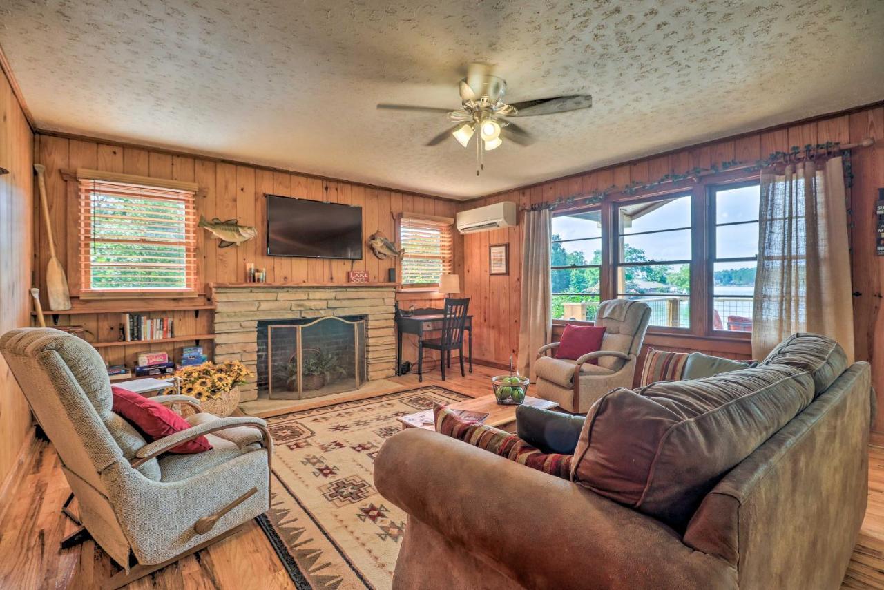 Waterfront Lake Martin Home With Grill And Beach! Eclectic エクステリア 写真