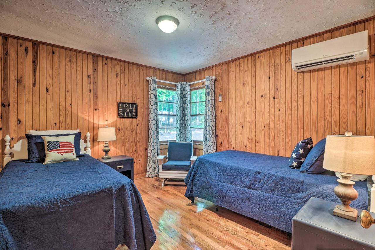 Waterfront Lake Martin Home With Grill And Beach! Eclectic エクステリア 写真