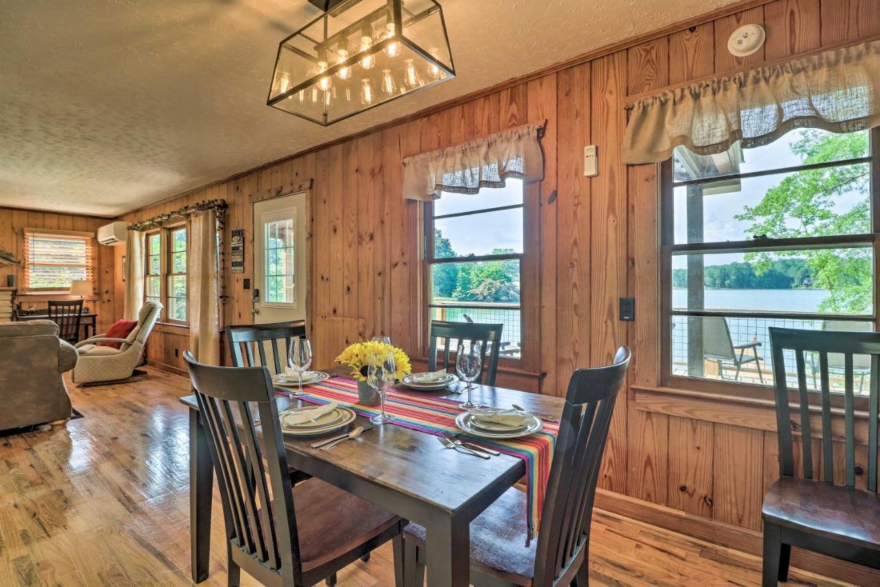 Waterfront Lake Martin Home With Grill And Beach! Eclectic エクステリア 写真