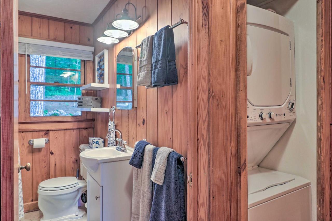 Waterfront Lake Martin Home With Grill And Beach! Eclectic エクステリア 写真