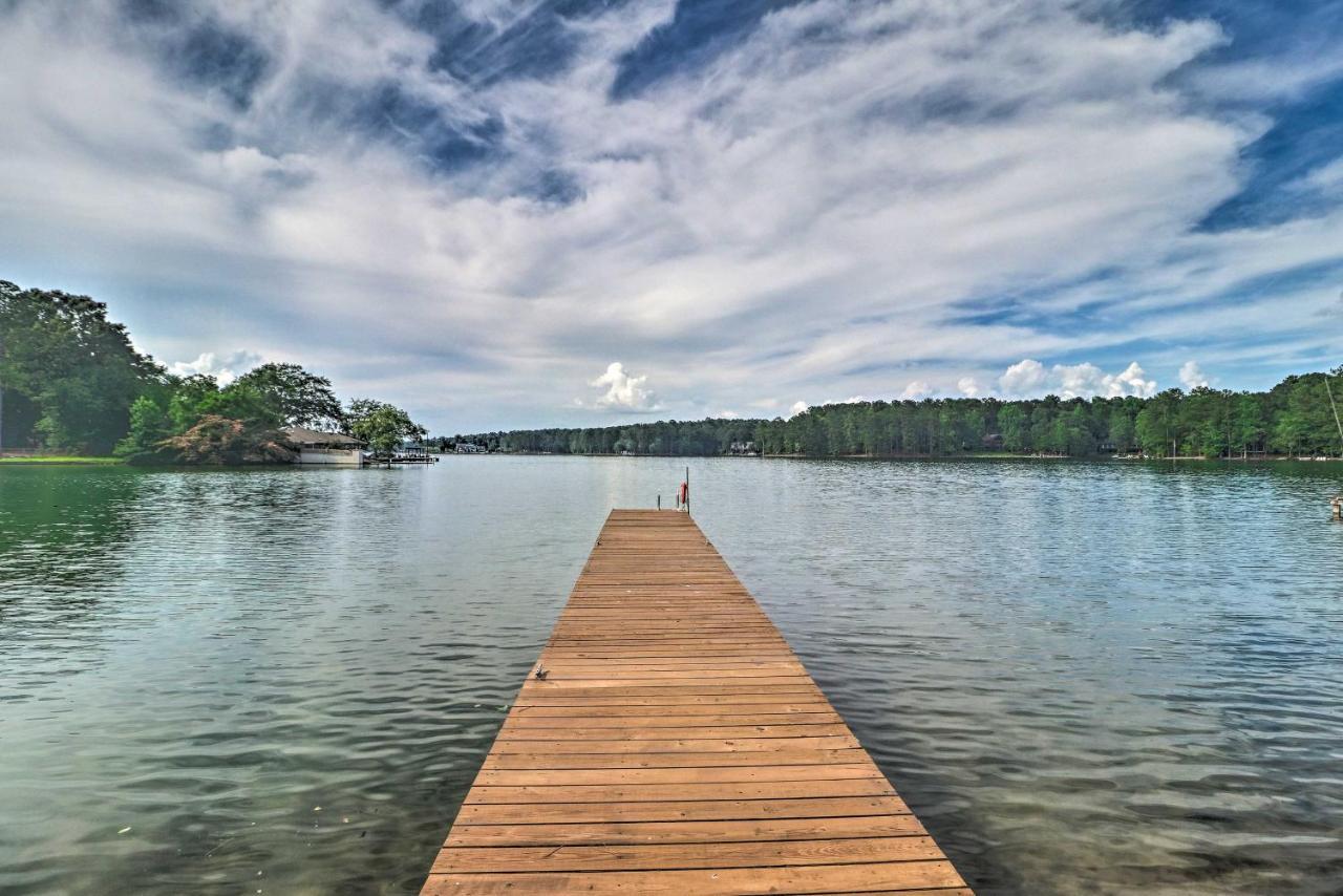 Waterfront Lake Martin Home With Grill And Beach! Eclectic エクステリア 写真