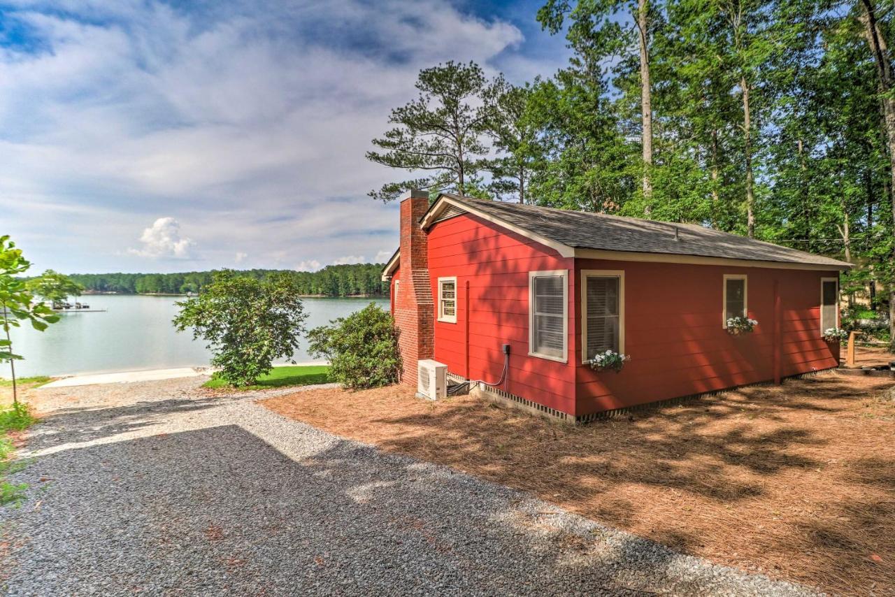 Waterfront Lake Martin Home With Grill And Beach! Eclectic エクステリア 写真
